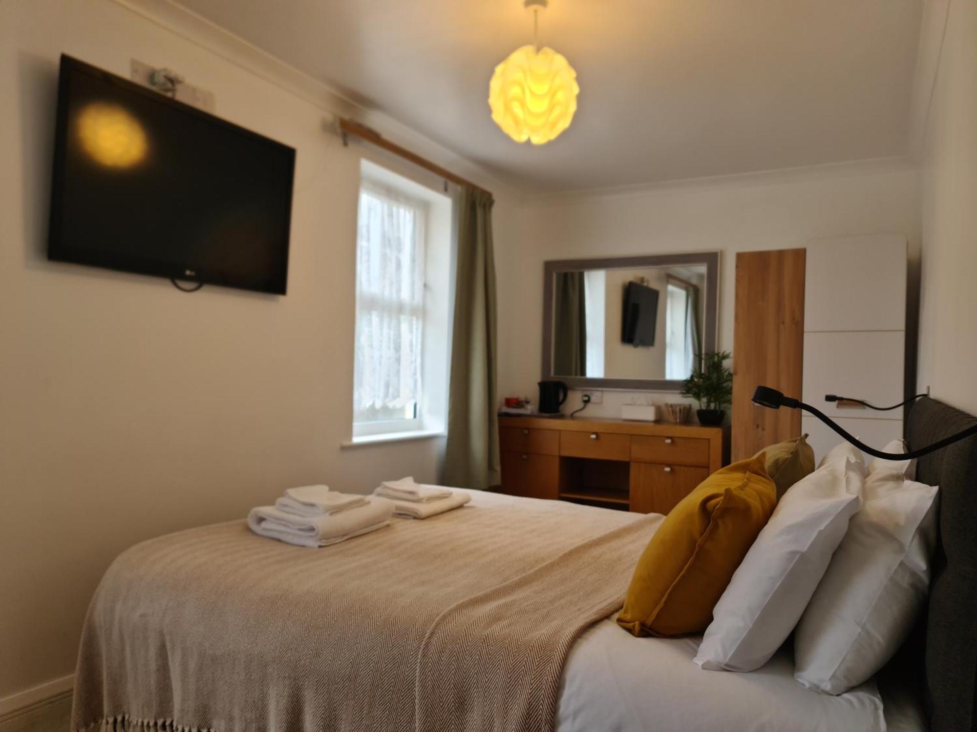 The Torland - Paignton Seafront - Free Parking, All Rooms En-Suite Buitenkant foto