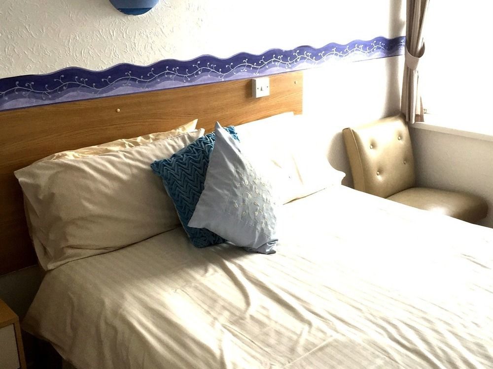 The Torland - Paignton Seafront - Free Parking, All Rooms En-Suite Buitenkant foto